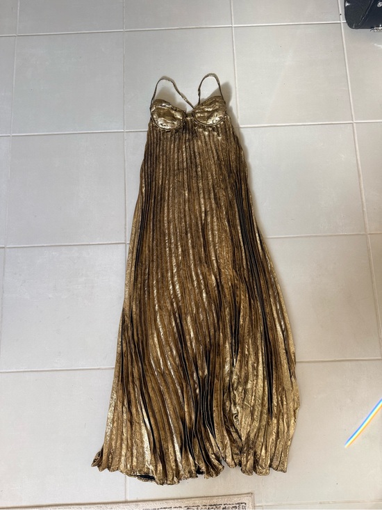 Lulus Dresses & Skirts - LuLus Metallic Gold Pleated Maxi Dress with Spaghetti Straps